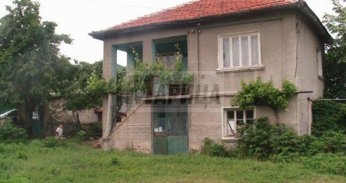 Ако разгледаме цените на квадратен метър най скъпи са къщите в