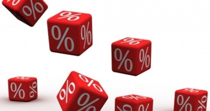 рекламаСред прилаганите от търговците хитрости при сезонни намаления на облекла