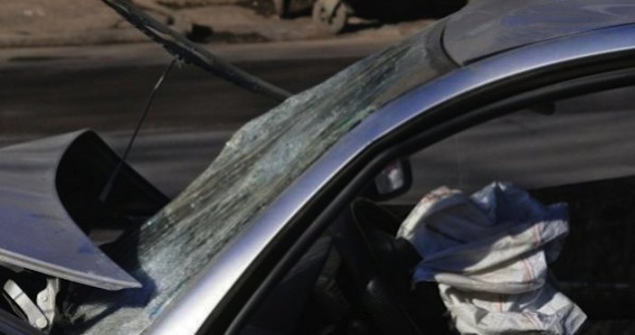 Произшествието е станало на пътя за село Крапец след разклона