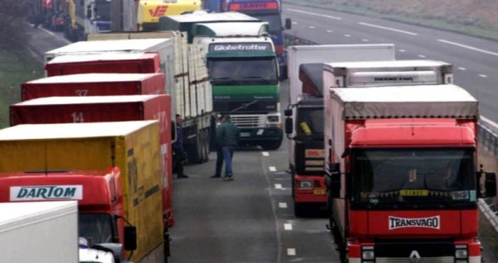 На българо румънската граница на гранично контролно пропускателен пункт Дунав мост