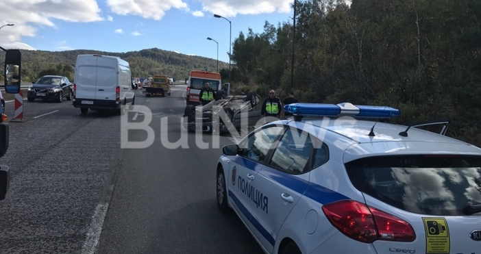 Снимка BulNewsТежка катастрофа е станала на автомагистрала Хемус видя само