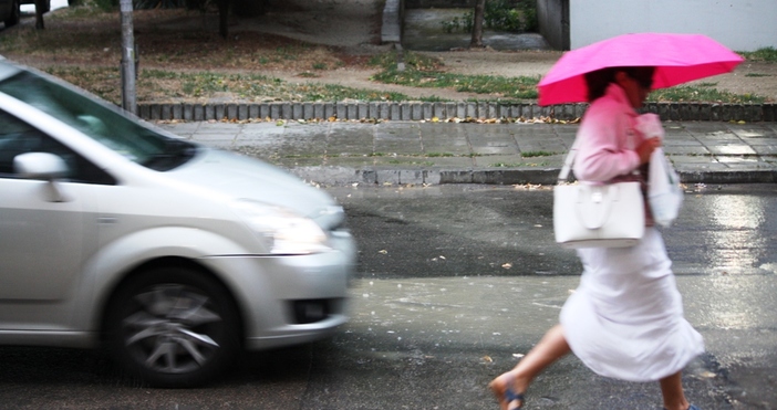 Днешният дъжд във Варна слага край на лятото само ден