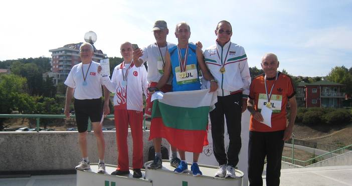 Лекоатлети от Варна направиха фурор на балканското първенство за ветерани