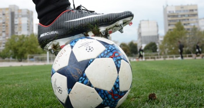 Три набора от школата на Черно море ще участват на