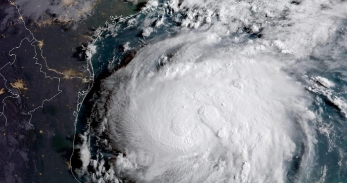  Чудовищните урагани Харви Ирма Мария Хосе и Лий които минаха