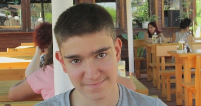 Снимка: Trafficnews.bg20-годишният Ивелин Узунов от Смилян отново изчезна и вече