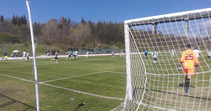 Отборът на Черно море се изкачи на второ място в