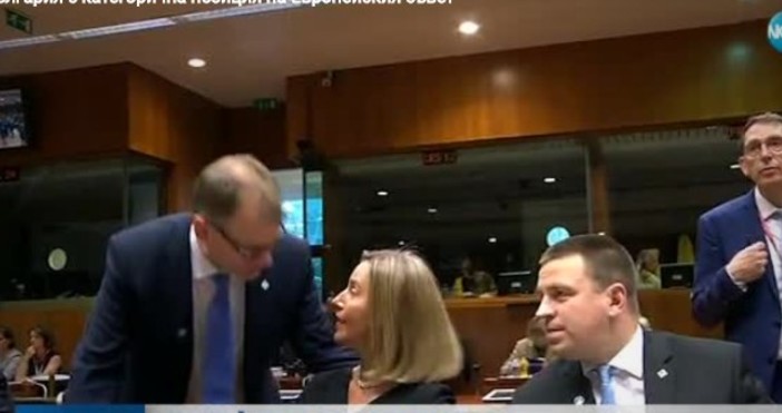 Според страната ни споразумението между ЕС и Турция за мигрантите