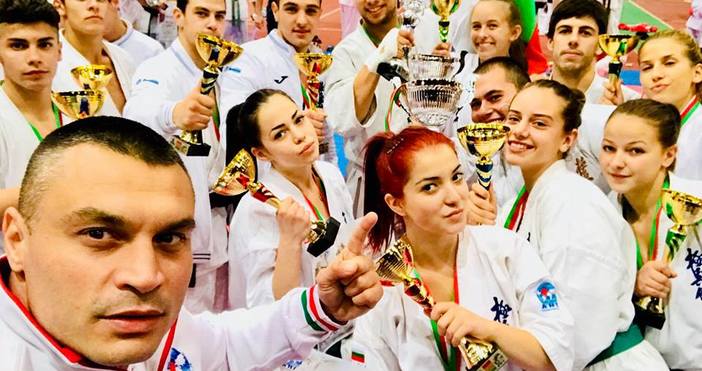 Националите на Българската карате киокушин федерация (БККФ) спечелиха впечатляващите 13