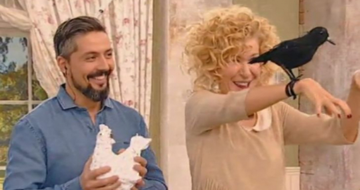 Стефан на Гала се появи със забита в главата спринцовка