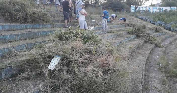 Феновете на Спартак от Синдикат 12 канят всички привърженици на