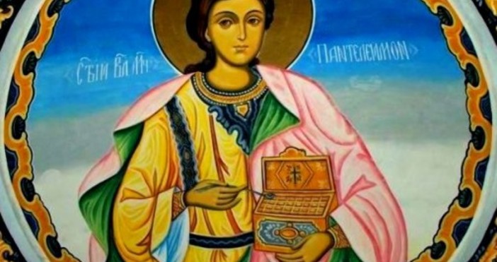 Свети Пантелеймон е известен като голям лечител още докато бил