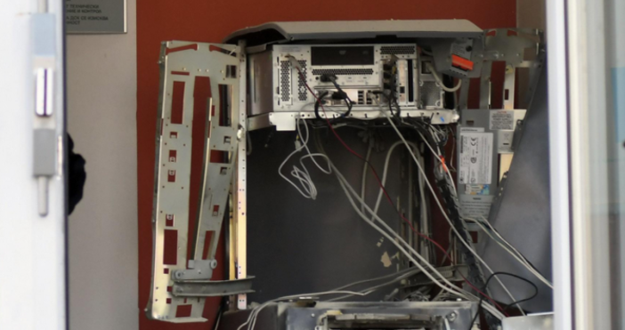 Банкомат е бил взривен рано тази сутрин в столичния кв