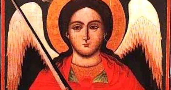 Архангел Михаил е небесният закрилник на дома който винаги е