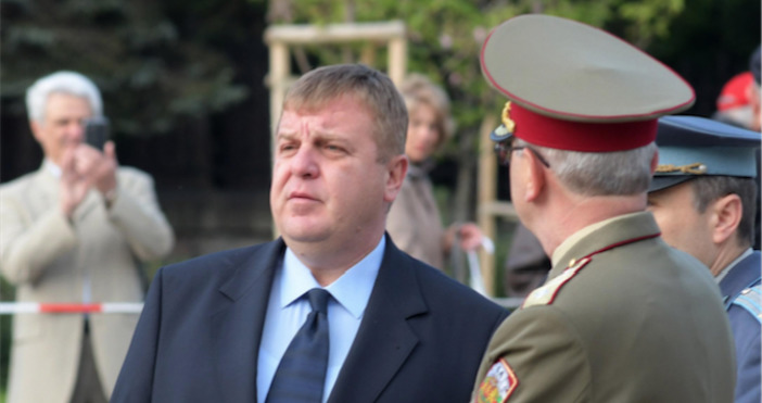 Министърът на отбраната Красимир Каракачанов ще присъства днес на тържественото