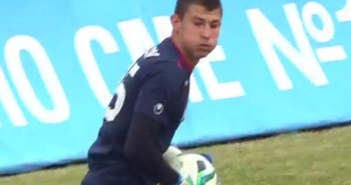 Черно море и Пирин играят при 0 0 първото полувреме