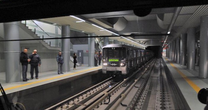 Изпълнението на третата линия на столичното метро върви по план