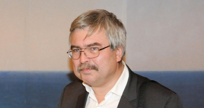 Финансистът Емил Хърсев коментира скандала с бившия национал Мартин Петров