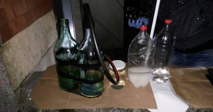 Снимки МВРГДБОП разби лаборатория за метамфетамин след проведена акция под