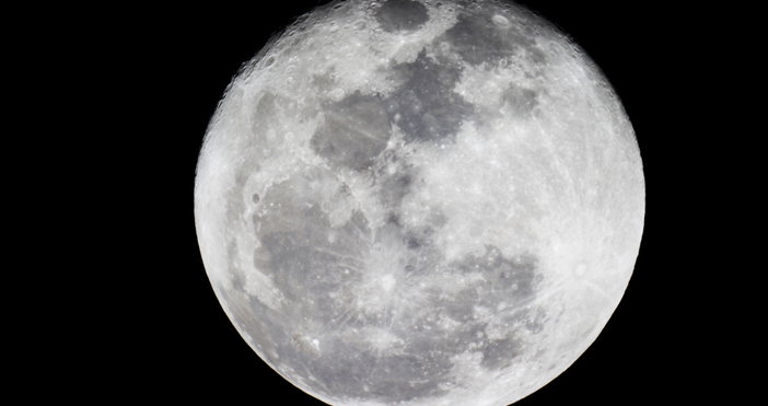 Декемврийската суперлуна в неделя ще бъде най голямата и най ярката за