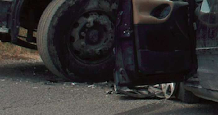 Снимка Булфото22 годишен младеж от село Езерче загина в тежка катастрофа