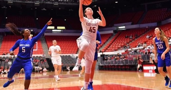 Варненската баскетболистка Борислава Христова и Вашингтон Стейт спечелиха за четвърти