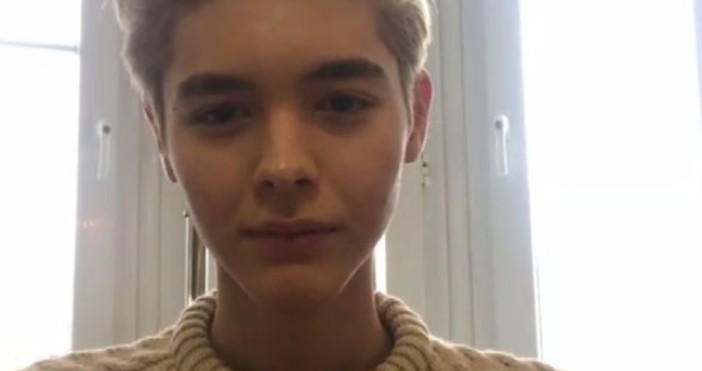 Извоювалият второто място на конкурса Евровизия Кристиан Костов работи над