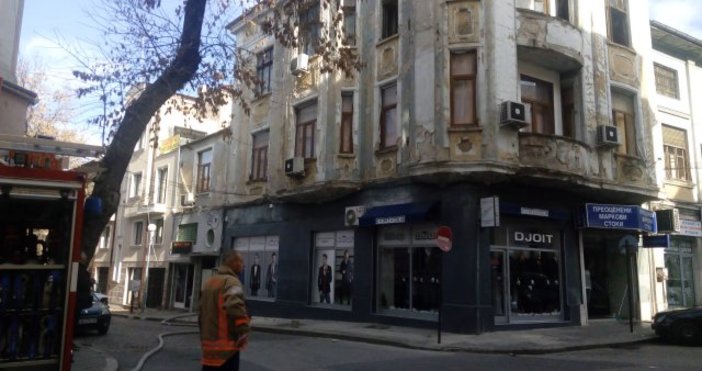 Снимка marica bgПламна двуетажна сграда на ул Хр Г Данов