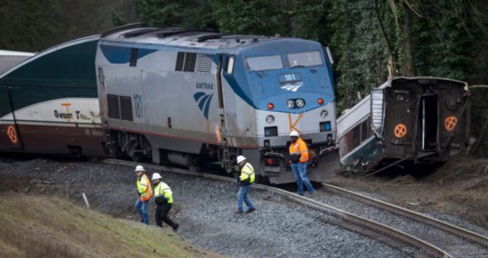 Аварийната спирачка на американския пътнически влак, който катастрофира в понеделник