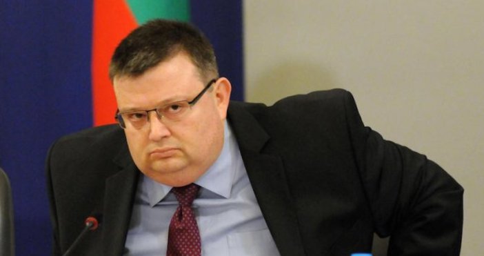 Снимка БулфотоГлавният прокурор Сотир Цацаров съобщи че се е запознал