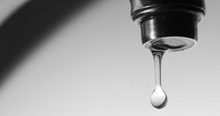 Без вода от 8 30 до 14 часа днес остават