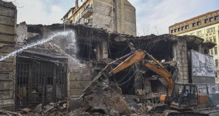 Снимки БулфотоЗапочна разрушаването на къщата собственост на наследниците на Рачо