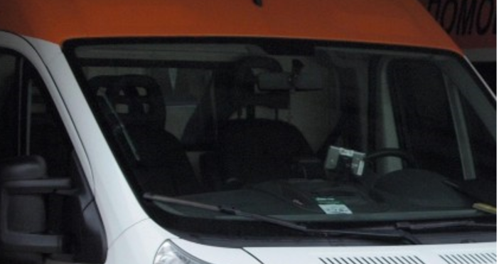 Снимка Булфото72 годишен пешеходец е загинал блъснат от микробус на пътя