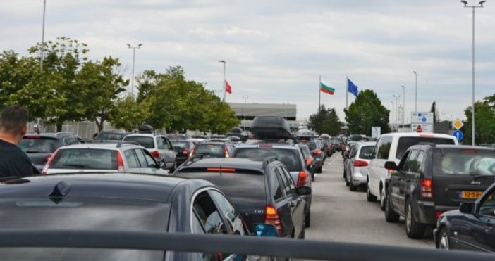 България през миналата година на всяко закупено ново превозно средство