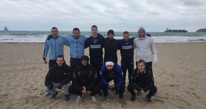 Шампионът на България по плажен футбол МФК Спартак (Варна) стартира
