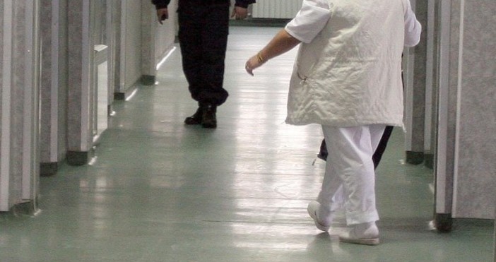 Ръководството на болницата в Свищов подаде оставка Временно лечебното заведение