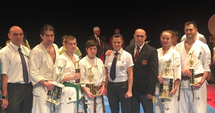Една шампионска титли спечели каратист на Емил Костов на международния