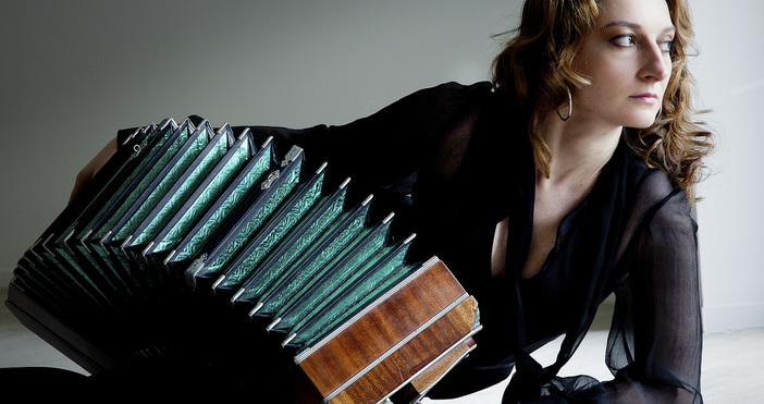 На 10 април международният проект вдъхновен от аржентинското танго нуево