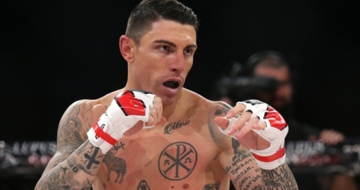 Дебютиралият в ММА Даниел Златков който се би в Spartacus