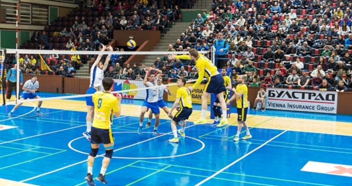 Снимка: СпорталМъжкият волейболен отбор на Хебър (Пазарджик) постигна 13-а победа