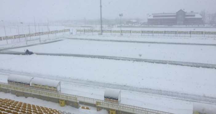 Последният двубой от 22 рия кръг на Първа професионална лига между Ботев