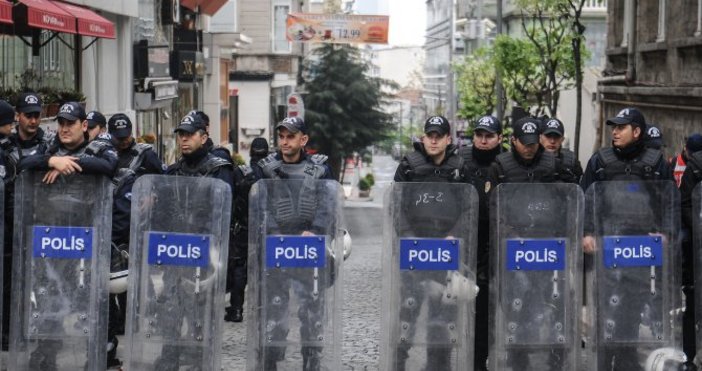 © gettyimages архив  Турски полицаи употребиха сила за да разпръснат