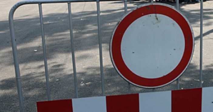 Започнаха аварийни ремонти на пътни участъци от инфраструктурата във Варна