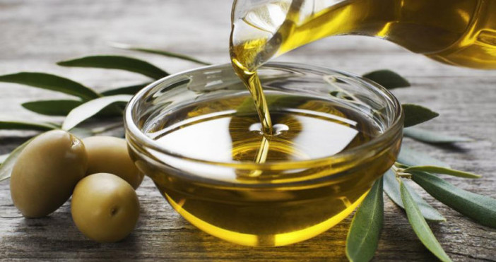 Зехтинът представлява маслиново масло Използва се предимно в кулинарията но също така