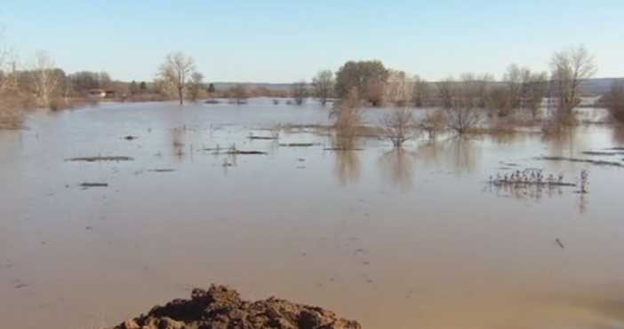 Снимка bTVЧетвърто денонощие съществува риск от наводнения в Северозападна България