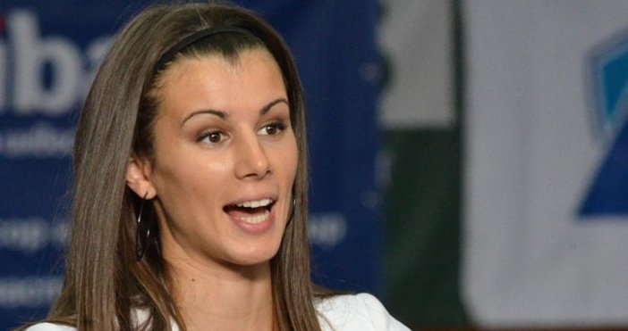 Цветана Пиронкова стана майка Бившата ни първа ракета роди момченце в