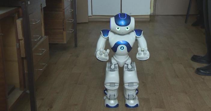 Роботът Роберта ще помага на ученици със специални образователни потребности