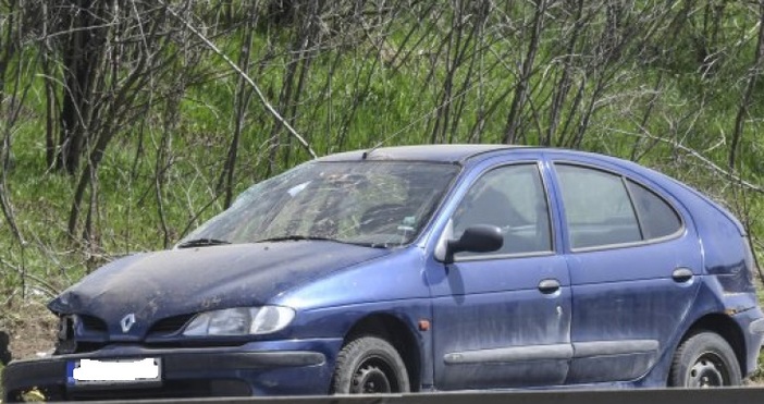 Снимка: БулфотоЖената, шофирала лекия автомобил, който предизвика катастрофата на автомагистрала
