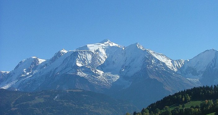 Снимка УикипедияБългарски гражданин е сред загиналите алпинисти в швейцарските Алпи, съобщи