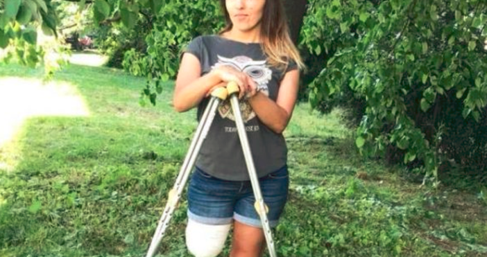 37-годишната учителка по философия Златка Атанасова загубва единия си крак